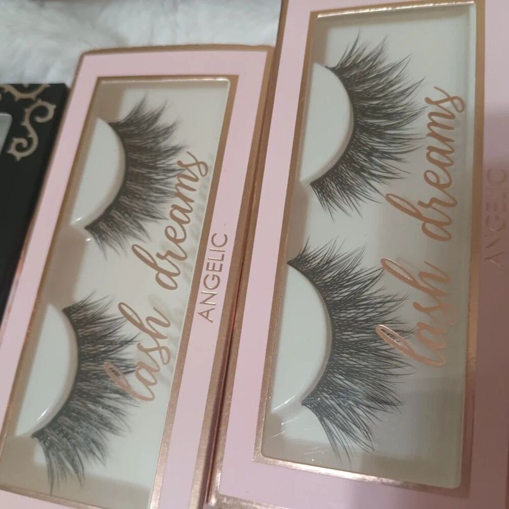 Eyelashes bundle - Picture 5 of 5